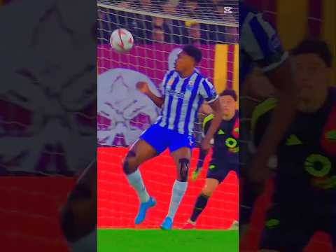 Samu’s Bicycle Kick Stunner: FC Porto vs. AS Roma in Europa League!