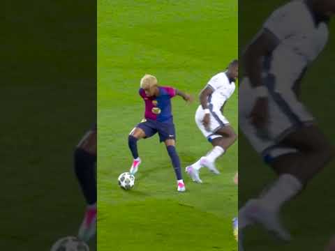 A masterclass in motion. 🤤 #fcbarcelona #shorts